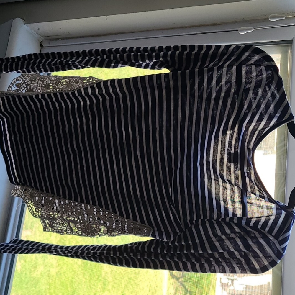 Shirt - Picture 2 of 2